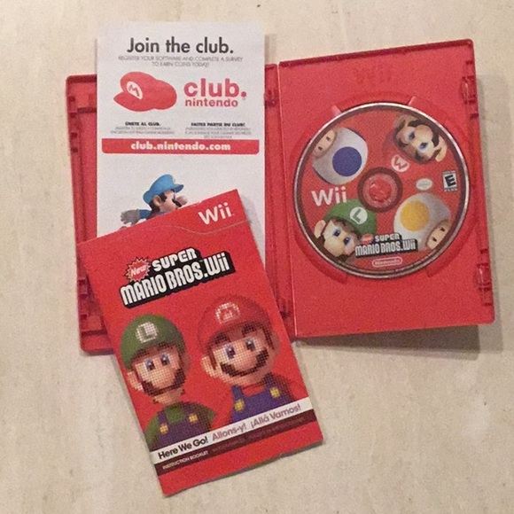 New Super Mario Bros. Nintendo Wii Game Complete In Box CIB - Picture 4 of 9